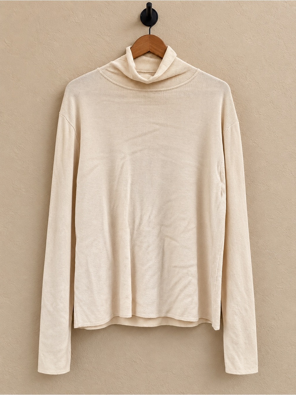 Light Cream Turtleneck Knit Top